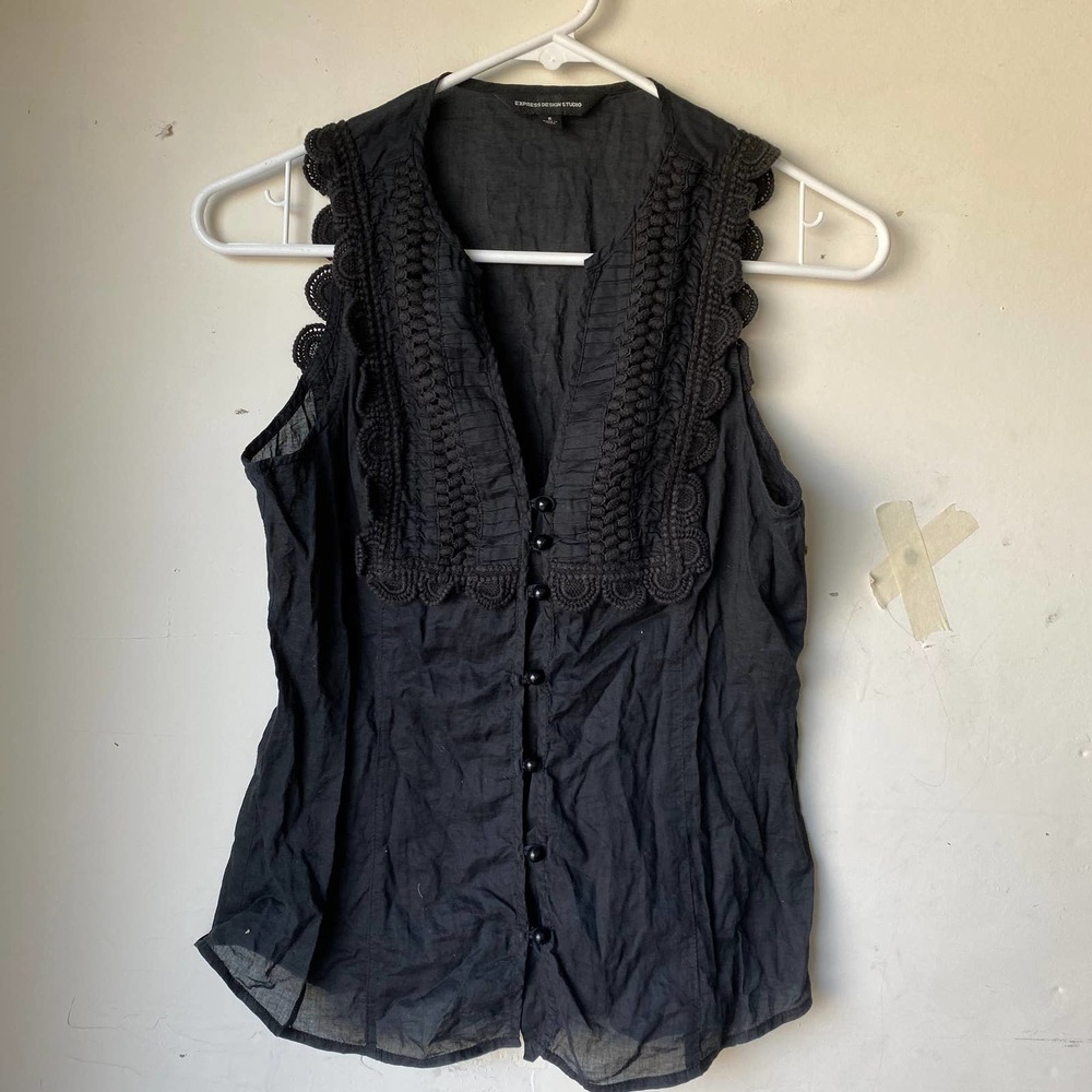 Limited express size small black tank top